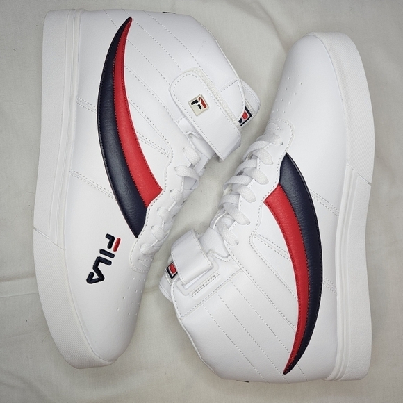 Fila Men's Everyday Sport Athletic Casual High-Top Vulc 13 MID Sneaker NWOT - Picture 2 of 12